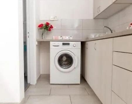 Apartment Miranda House