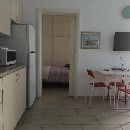 Miranda House בורוקליני